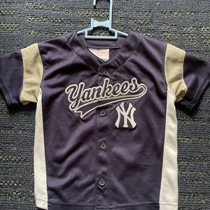 2T Yankees Jersey